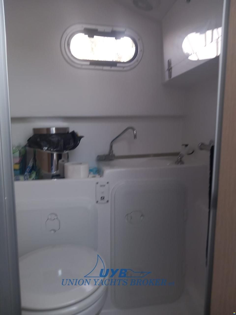 Marinello 590 Cabin