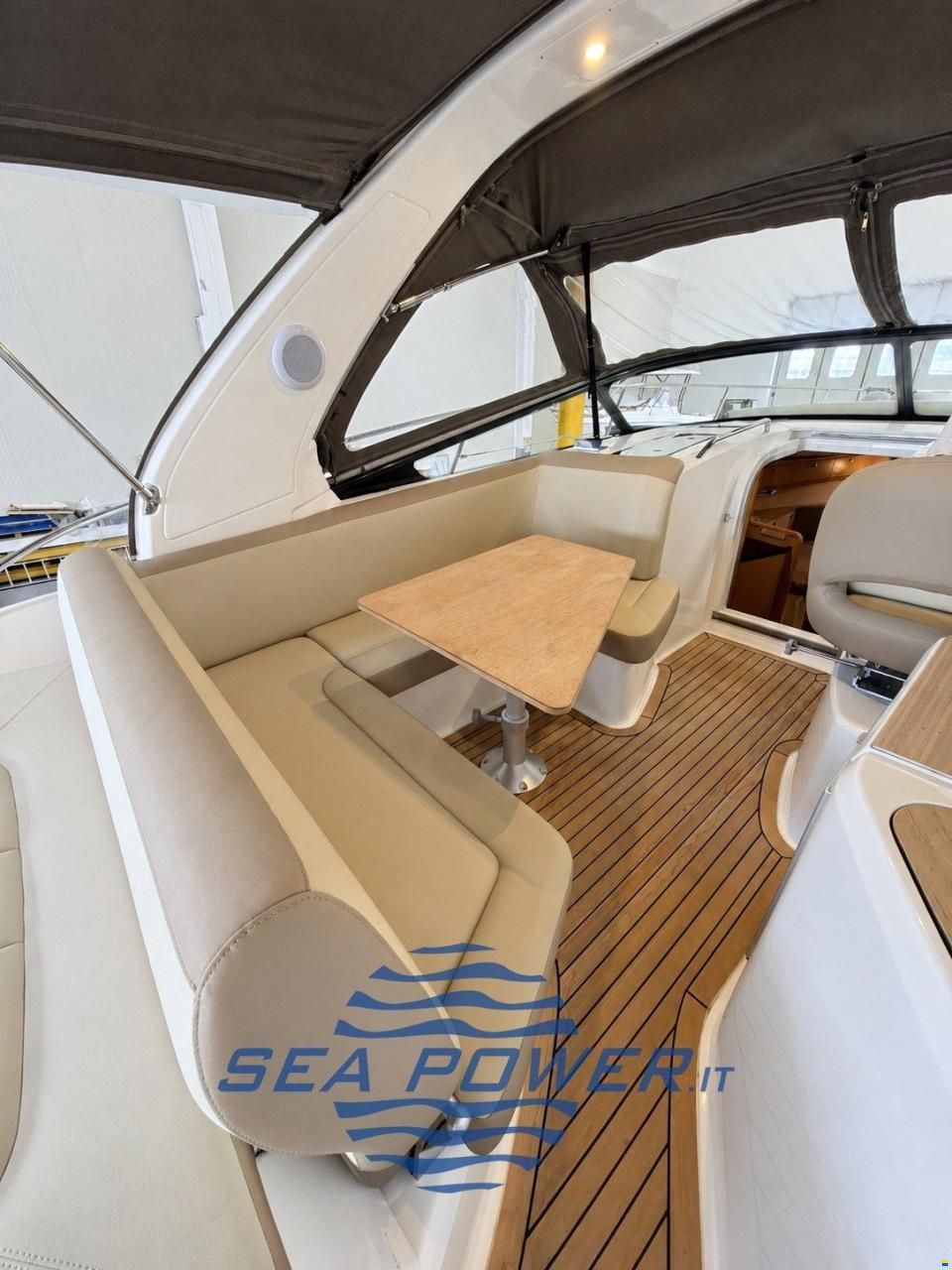 Bavaria S 29