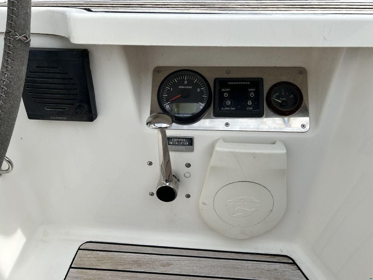 Bavaria 37