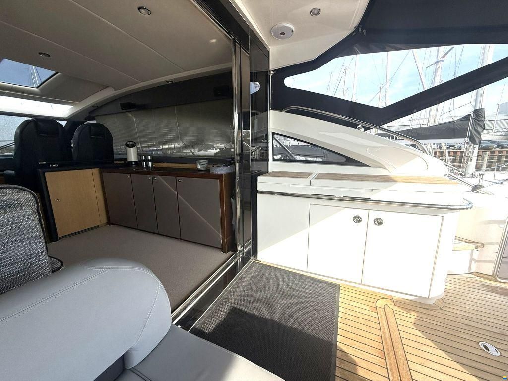 Princess V52
