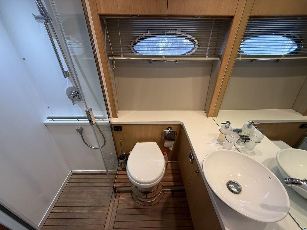 Princess V52