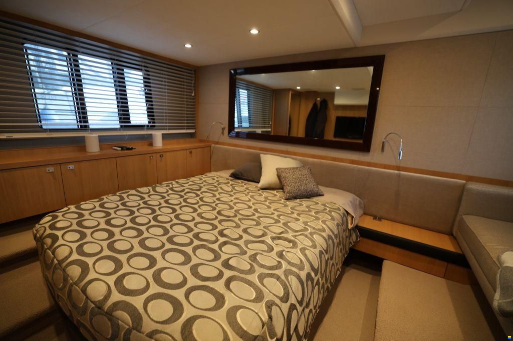 Princess V52