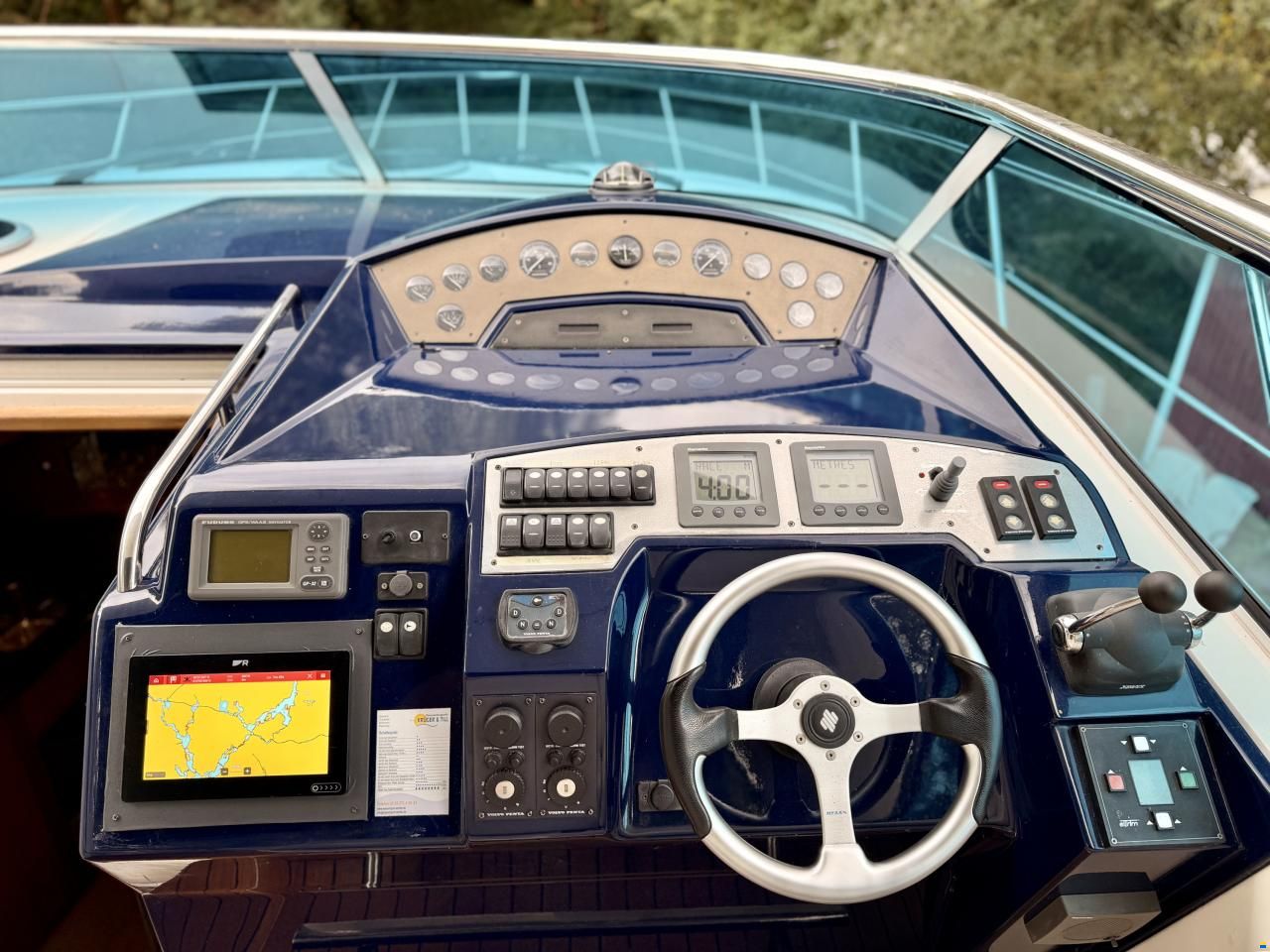 Sealine S38