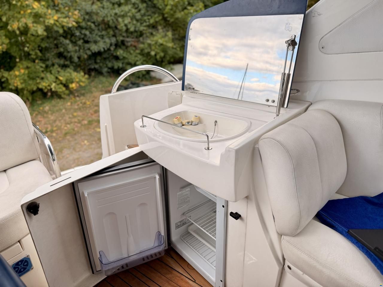 Sealine S38