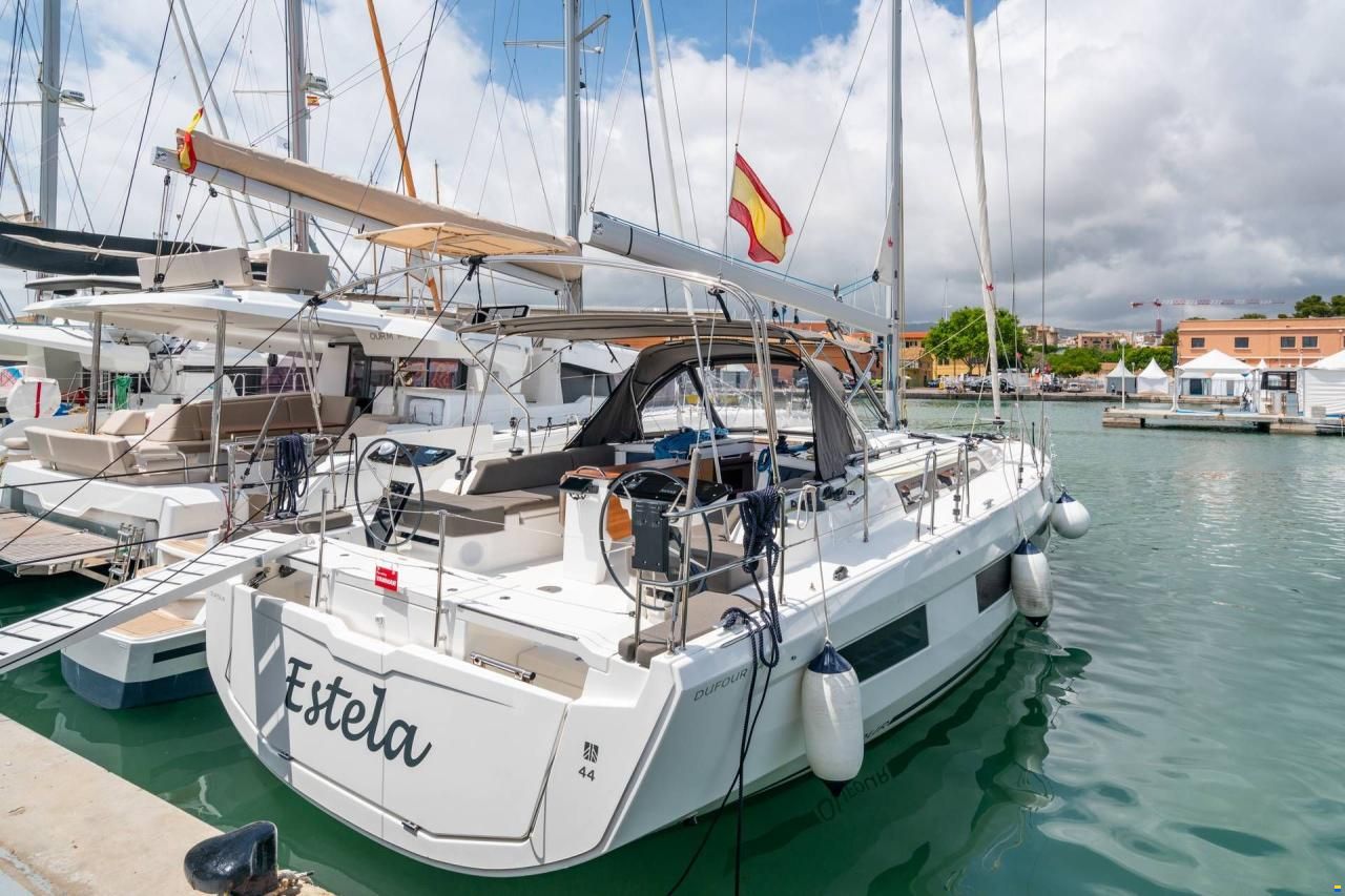 Dufour 44