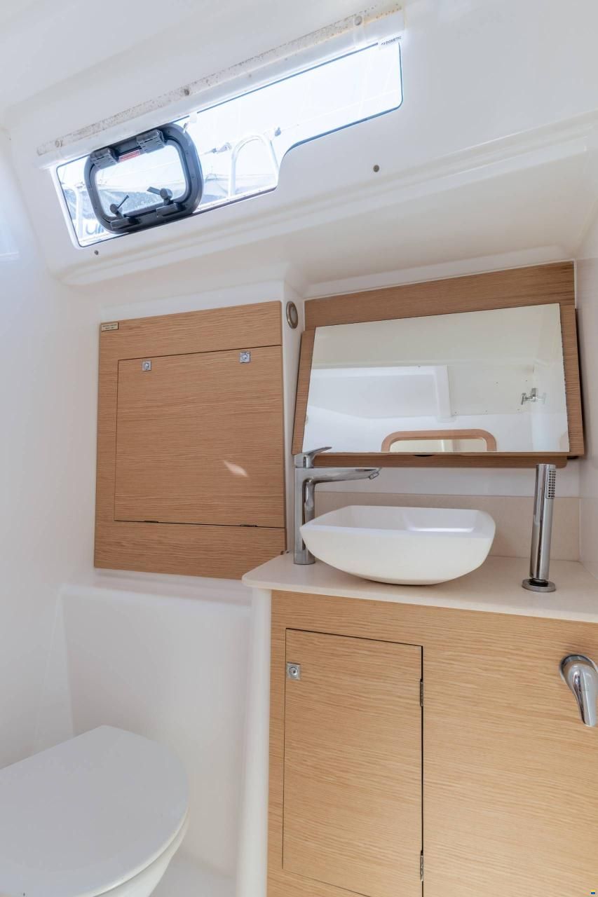 Dufour D390 Grand Large