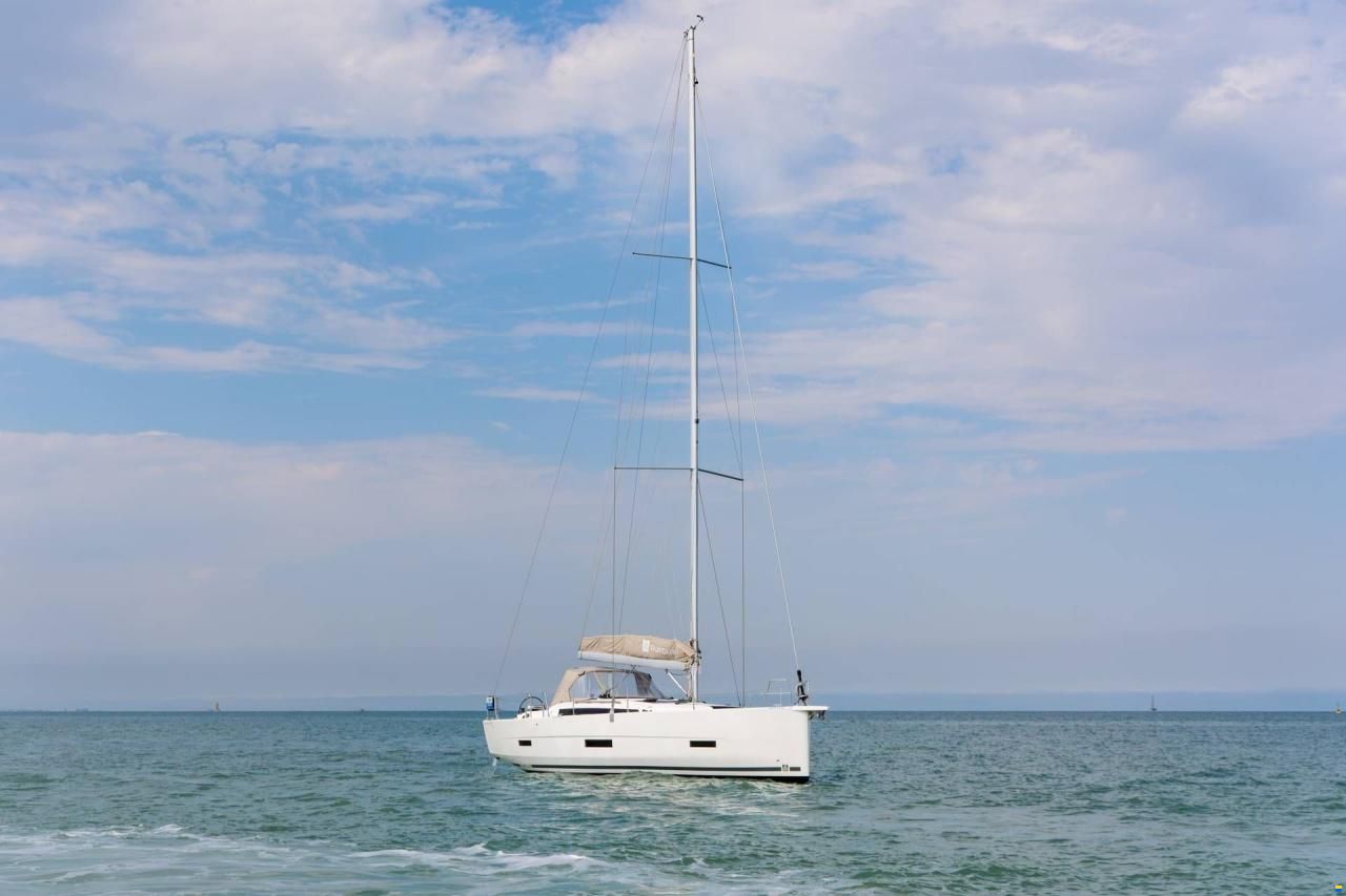 Dufour D430 Grand Large