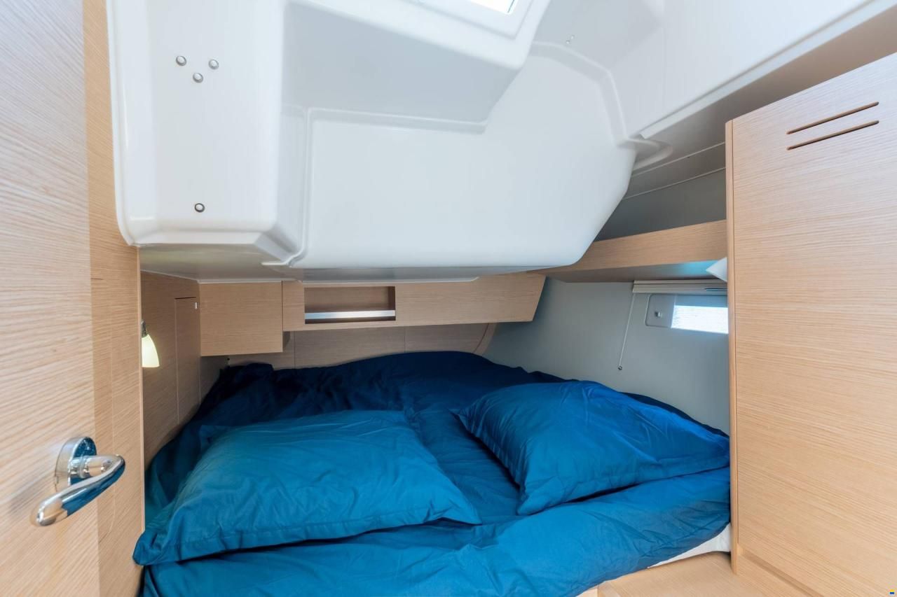 Dufour D430 Grand Large