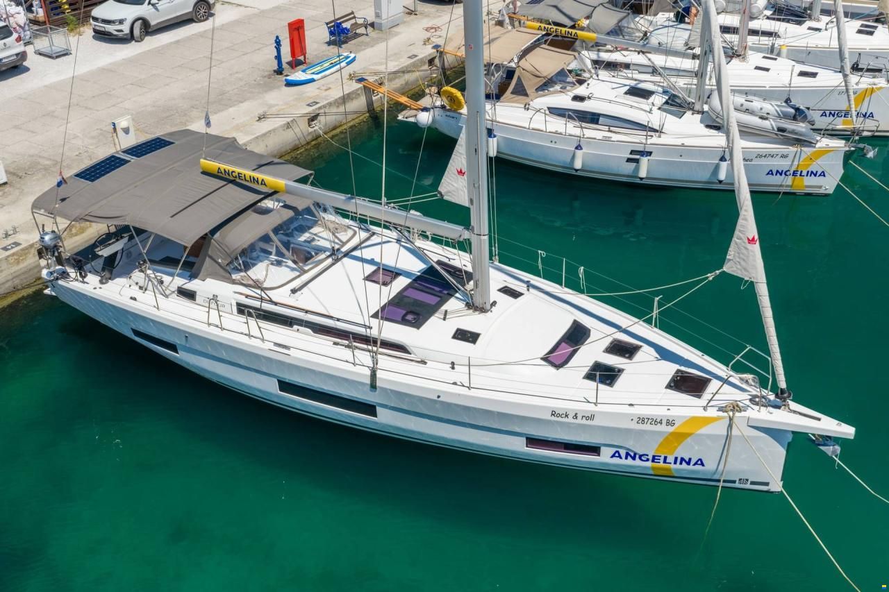 Dufour D470