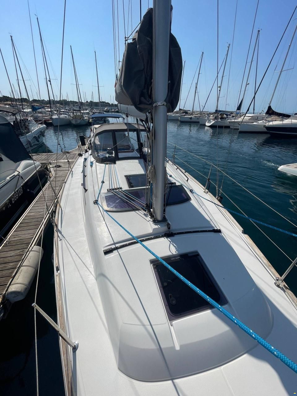 Dufour DY32