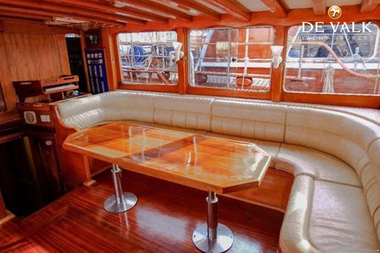 Motorsailer 23M