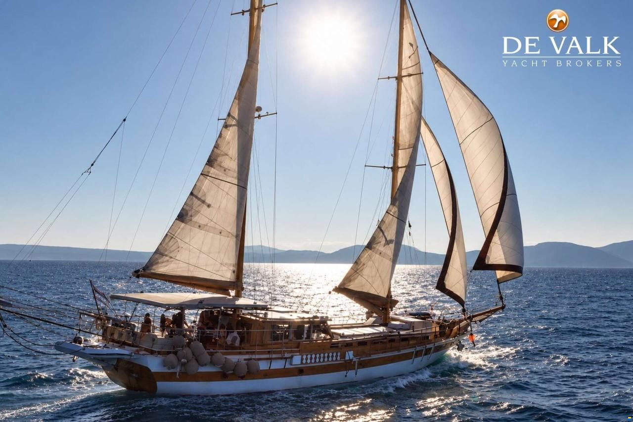 Motorsailer 23M