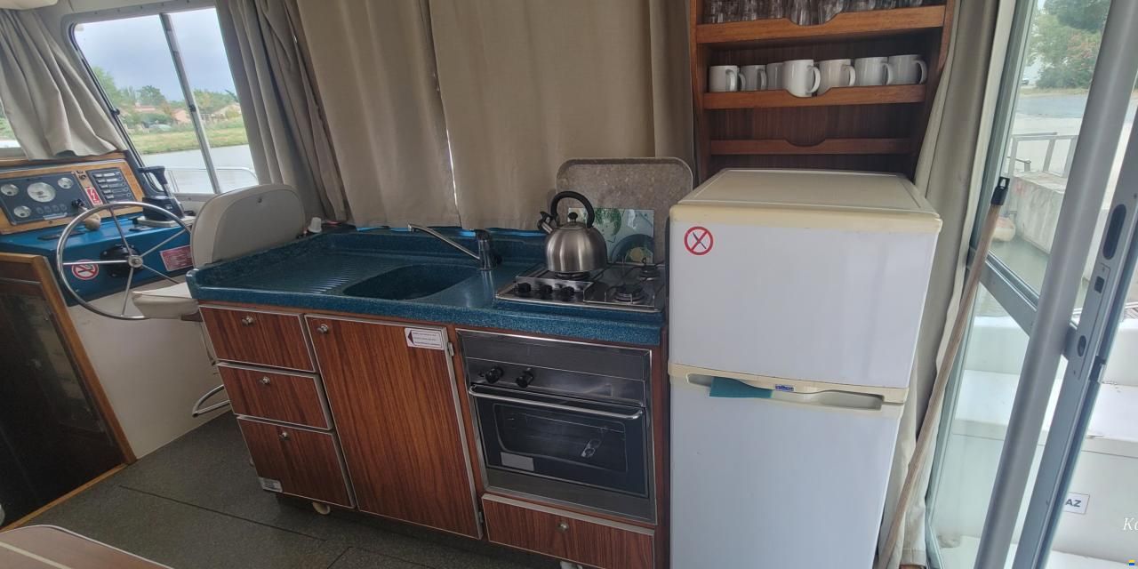 Locaboat 1260R