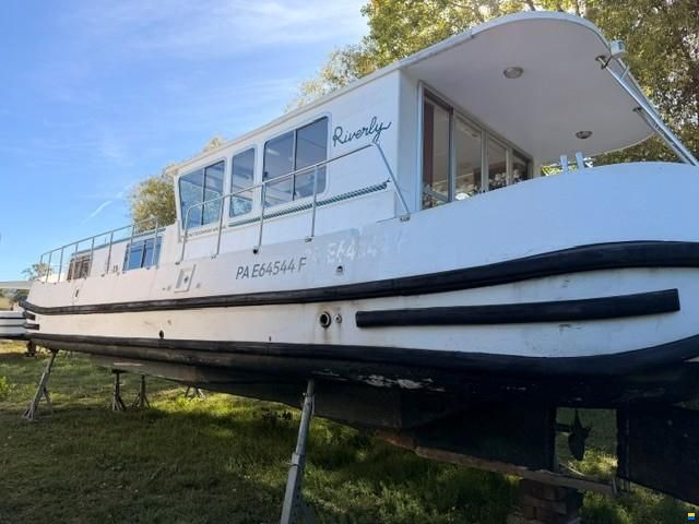 Locaboat 1260R
