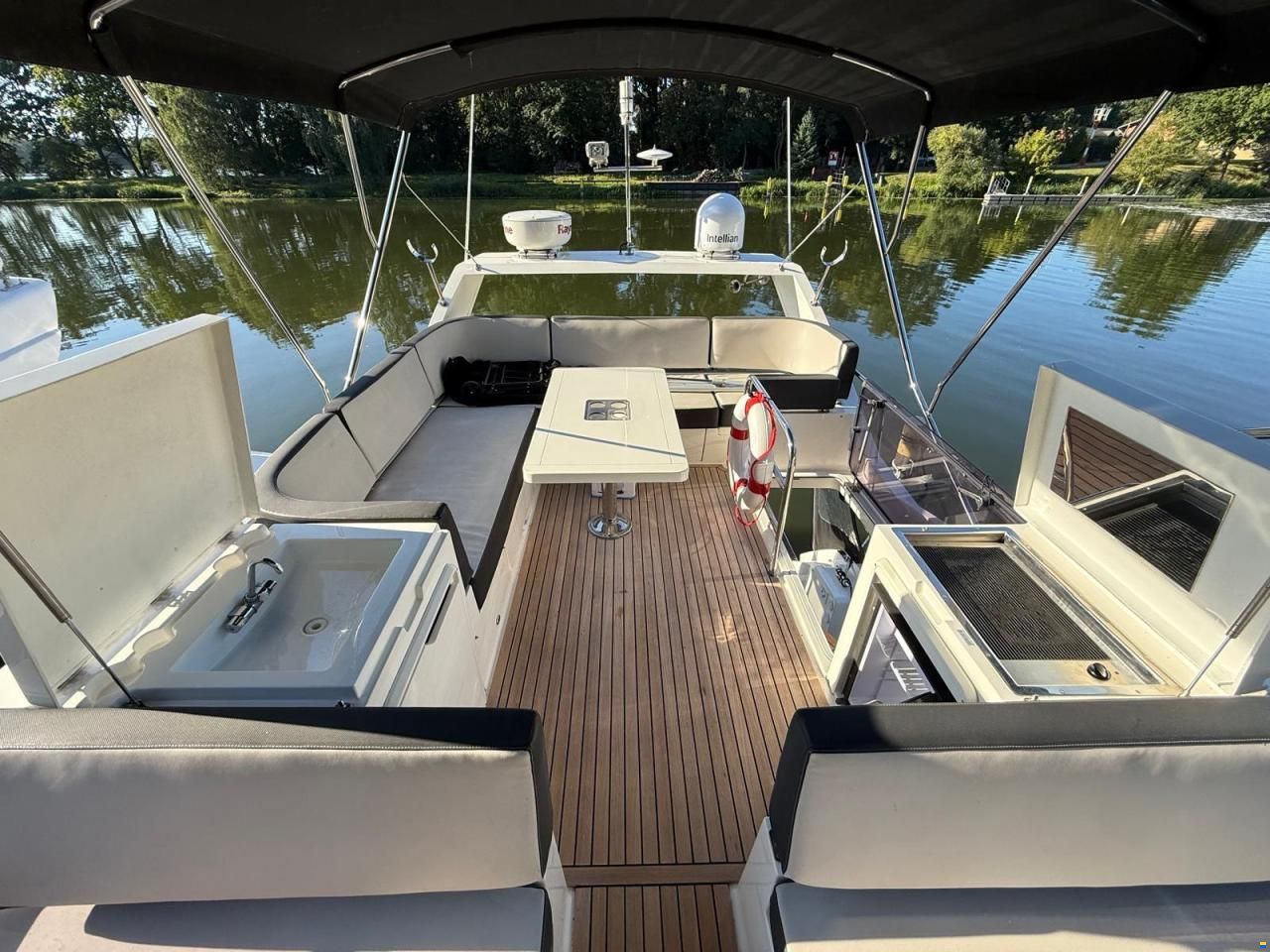 Galeon 420 Fly