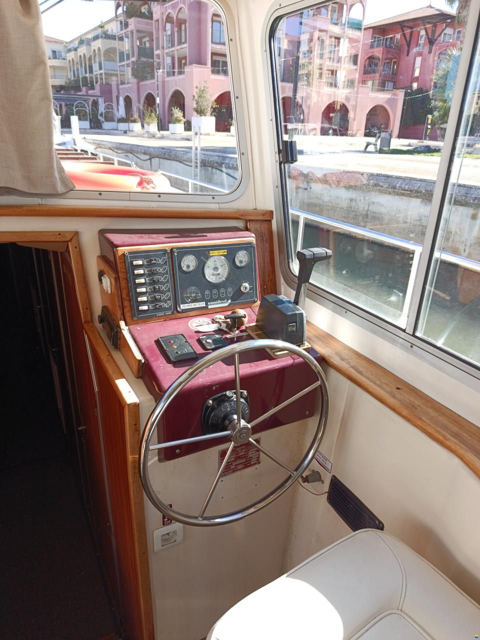 Locaboat 1500R
