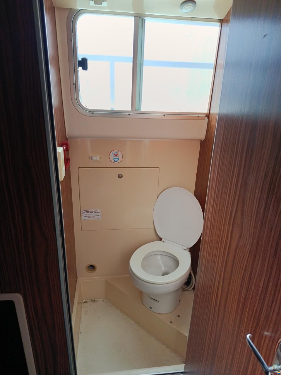 Locaboat 1500R