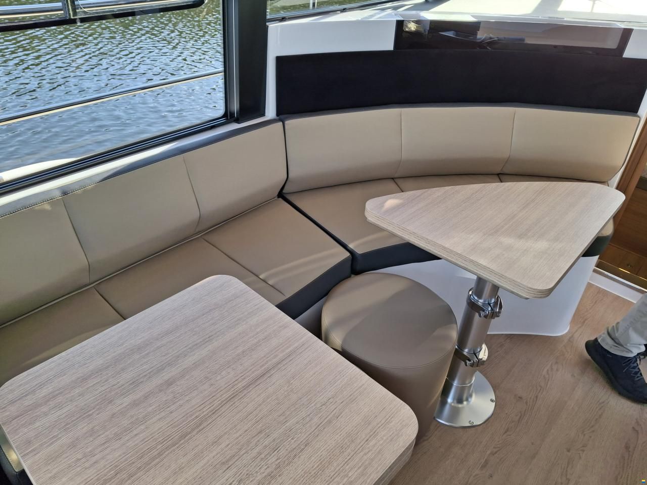 Northman 1050 Trawler Electric