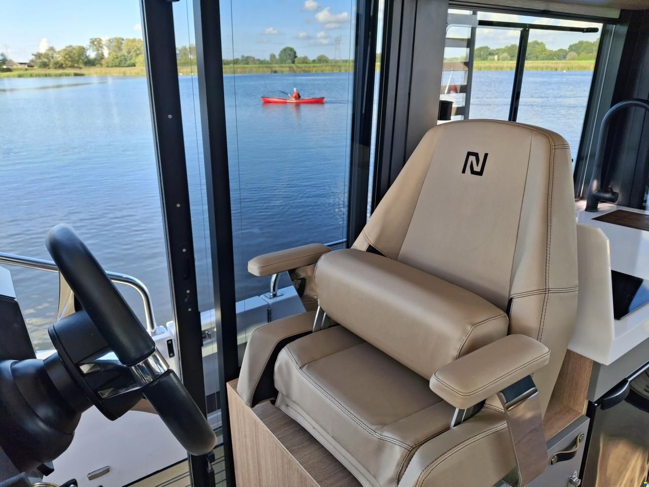Northman 1050 Trawler Electric