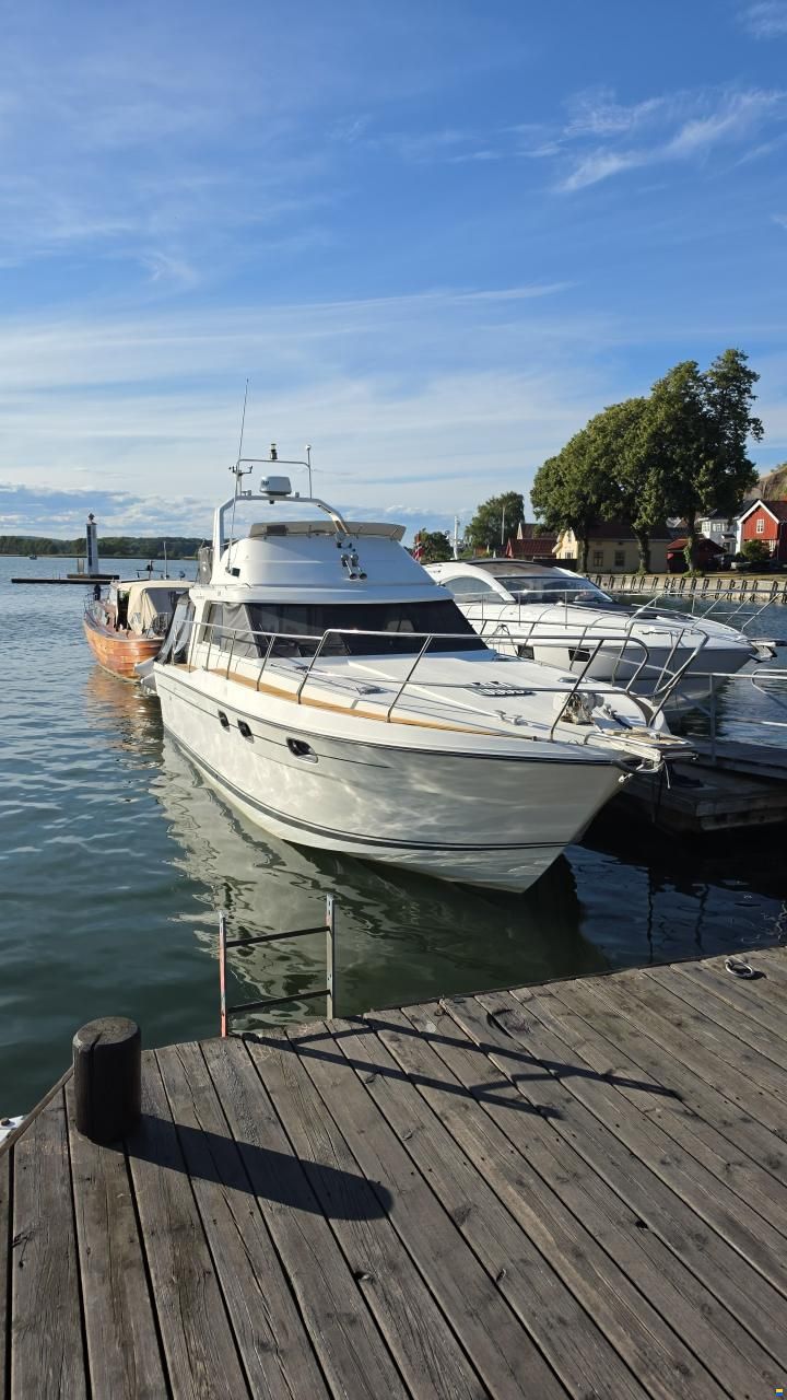 Princess 35