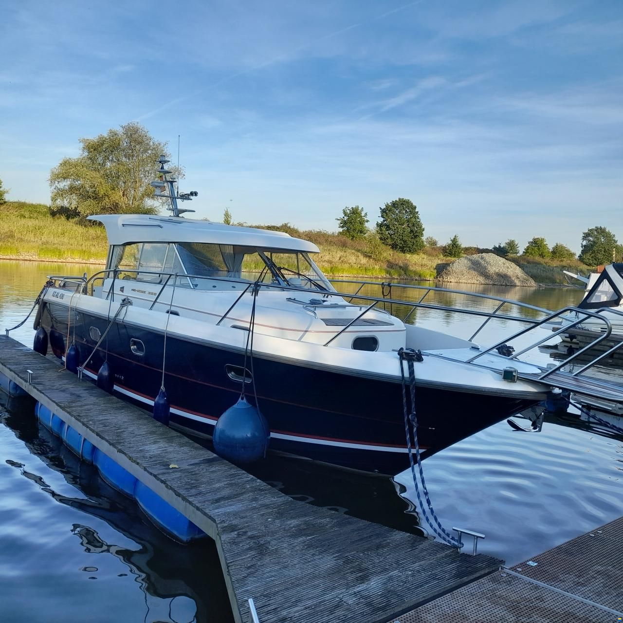 Nimbus 350 / 35 Nova Coupe