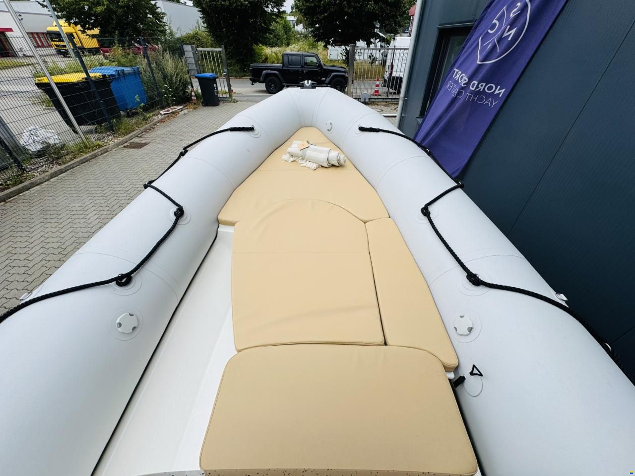 Bombard 550 Sunrider