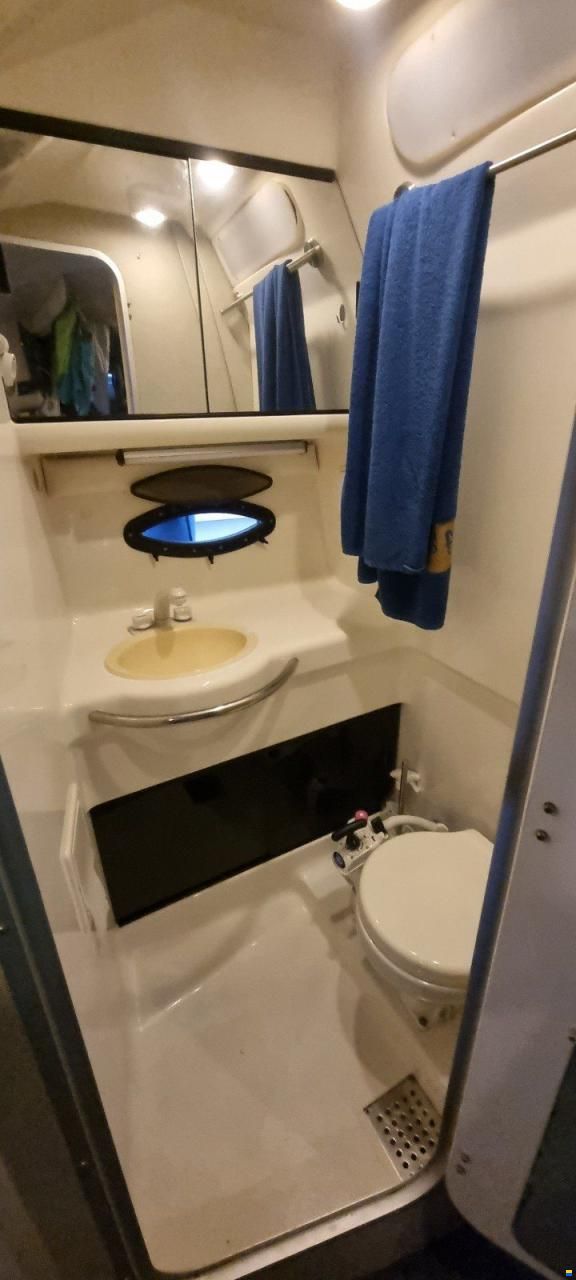 Bayliner 3055