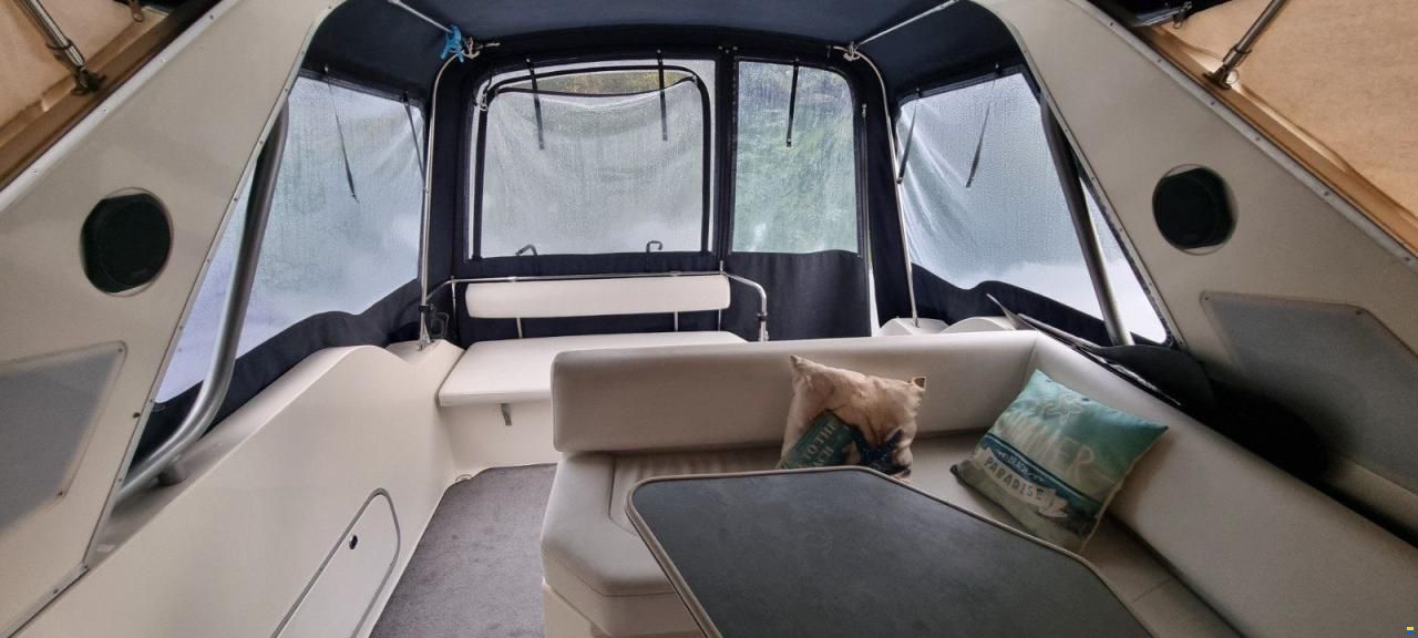 Bayliner 3055
