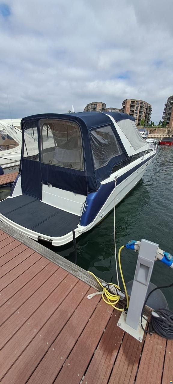 Bayliner 3055