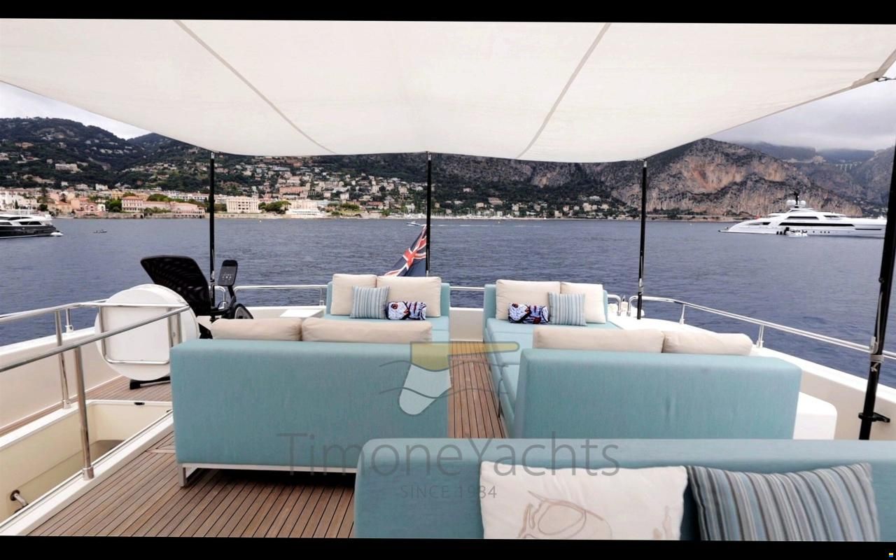 Ferretti 960