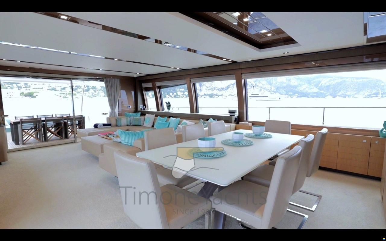 Ferretti 960