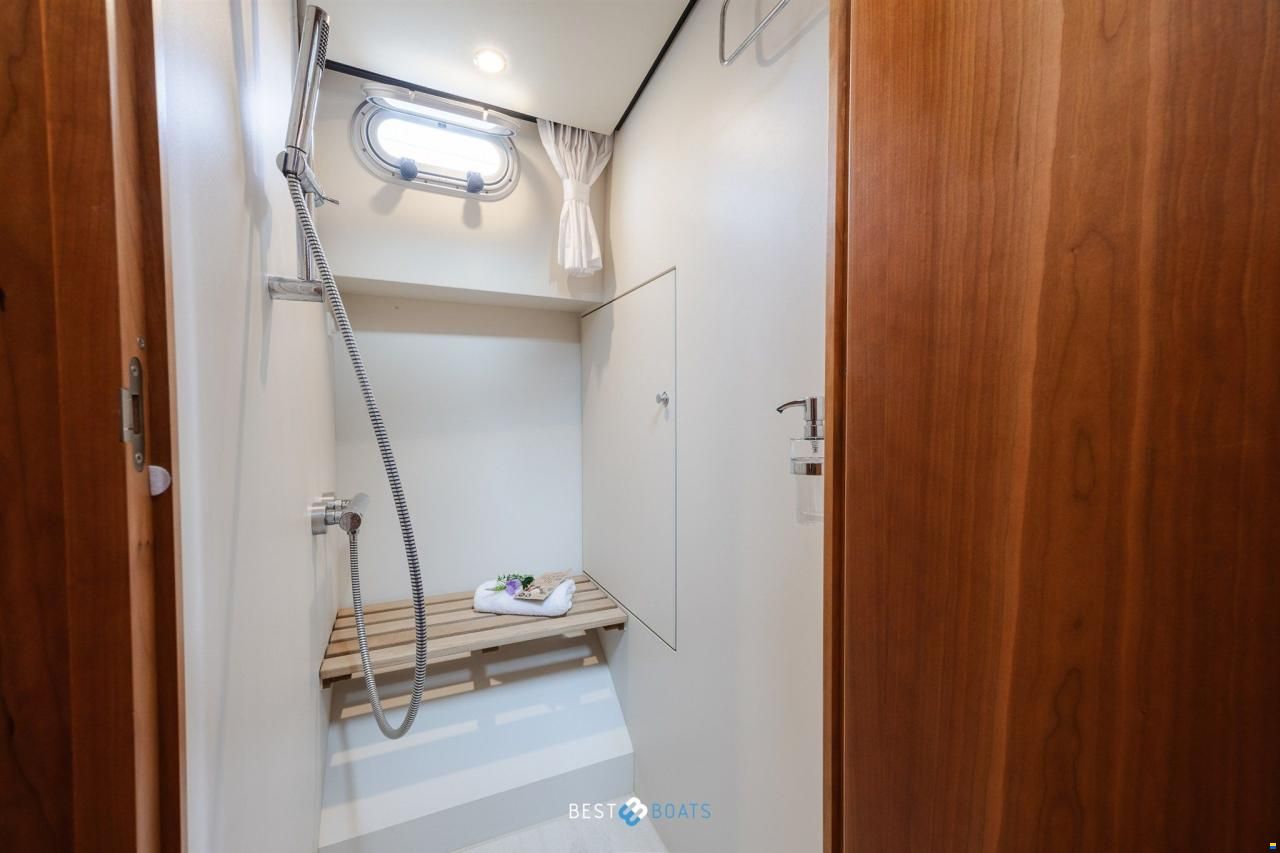 Linssen Grand Sturdy 40.0 AC