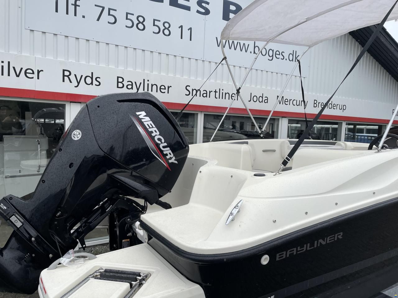 Bayliner E5 ELEMENT med Mercury F80 ELPT EFI og V