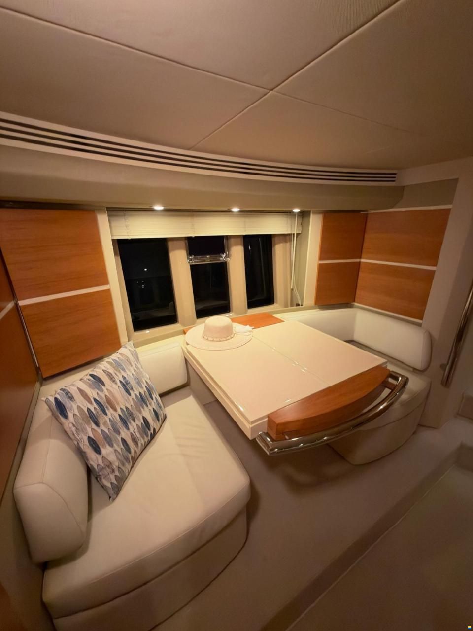 Azimut 53 Fly