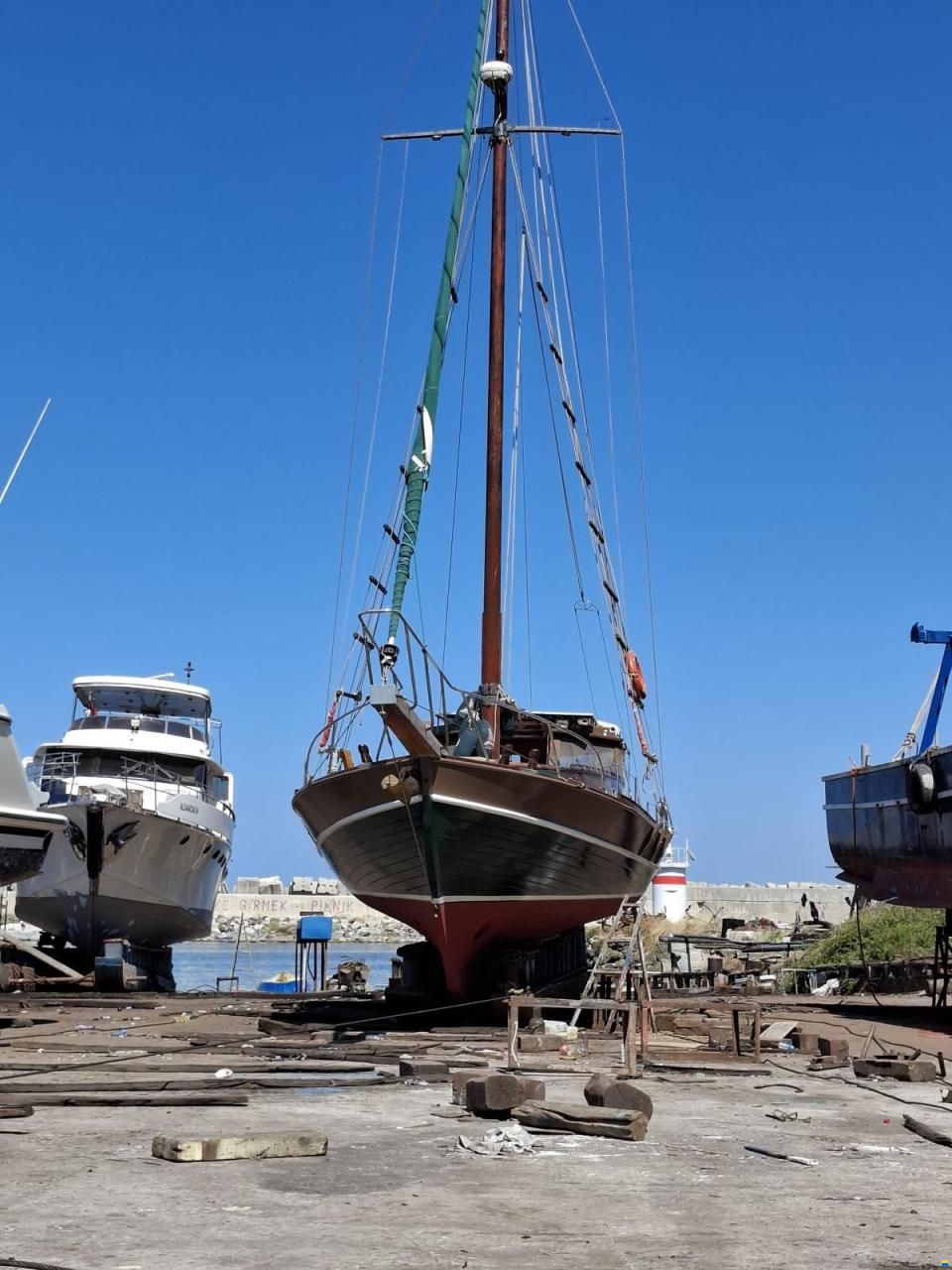 Commercial Yacht