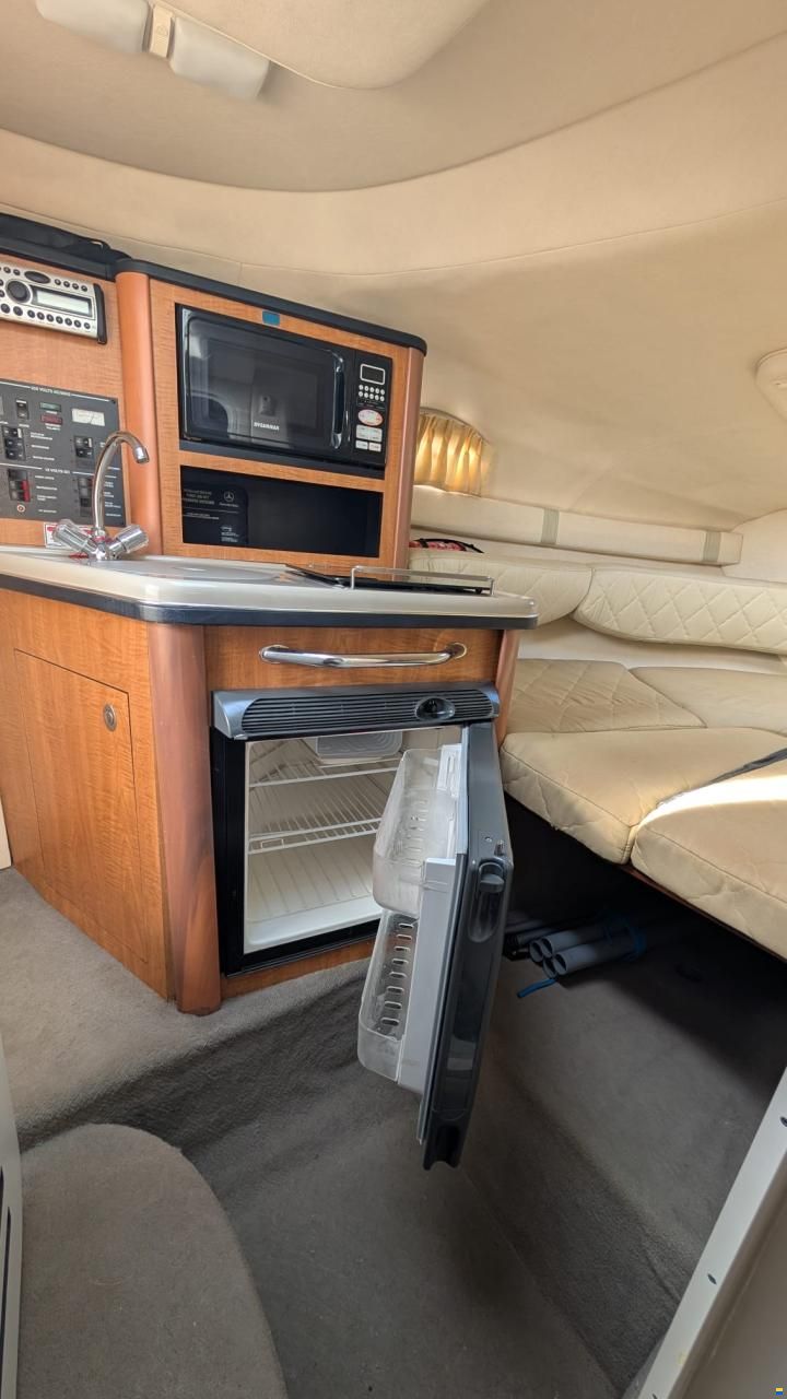 Sea Ray Sundancer 245