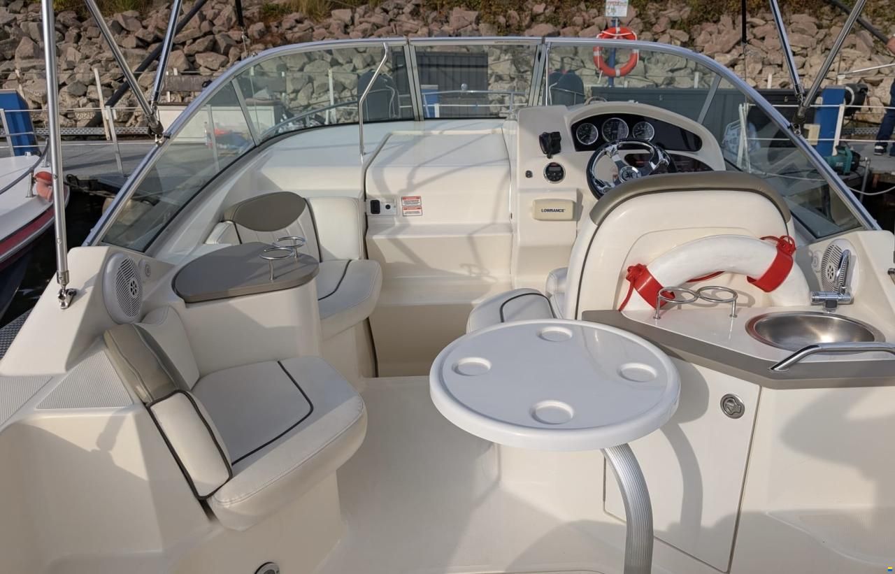 Sea Ray Sundancer 245
