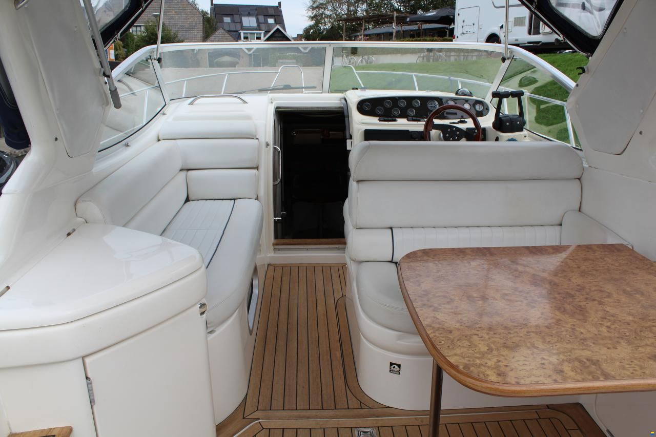 Sealine S28