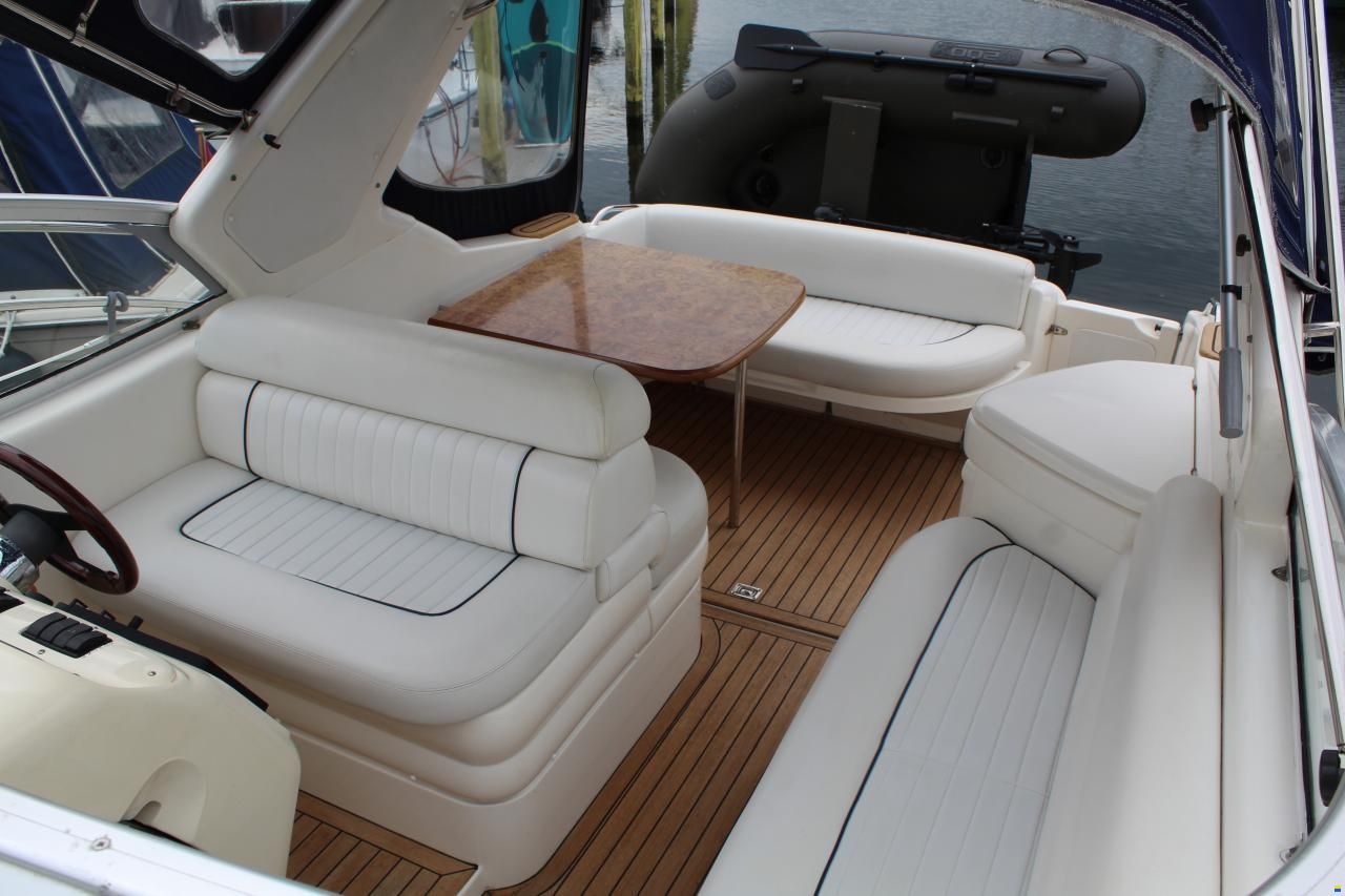 Sealine S28