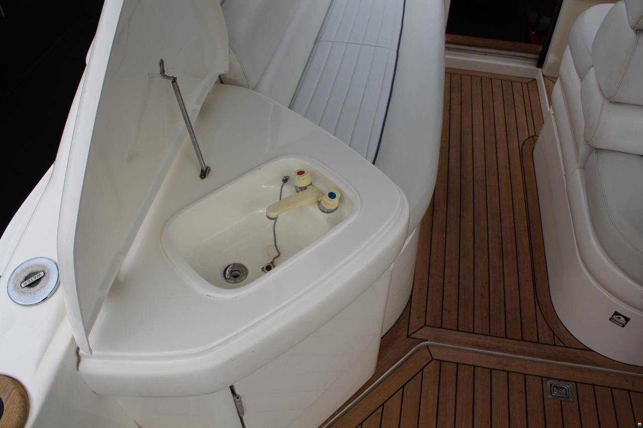 Sealine S28