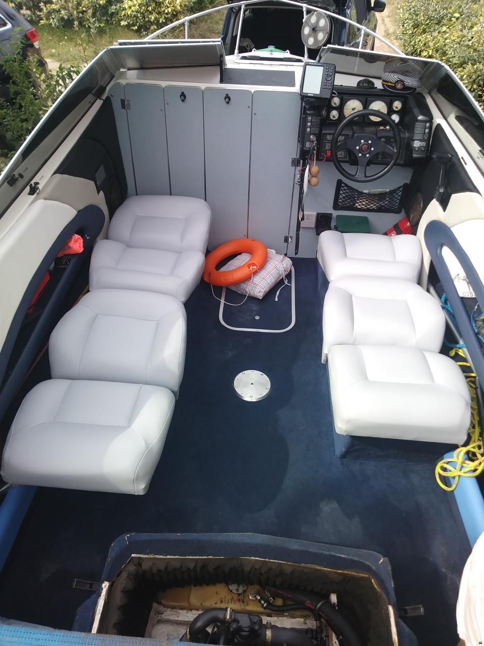 Bayliner 2052
