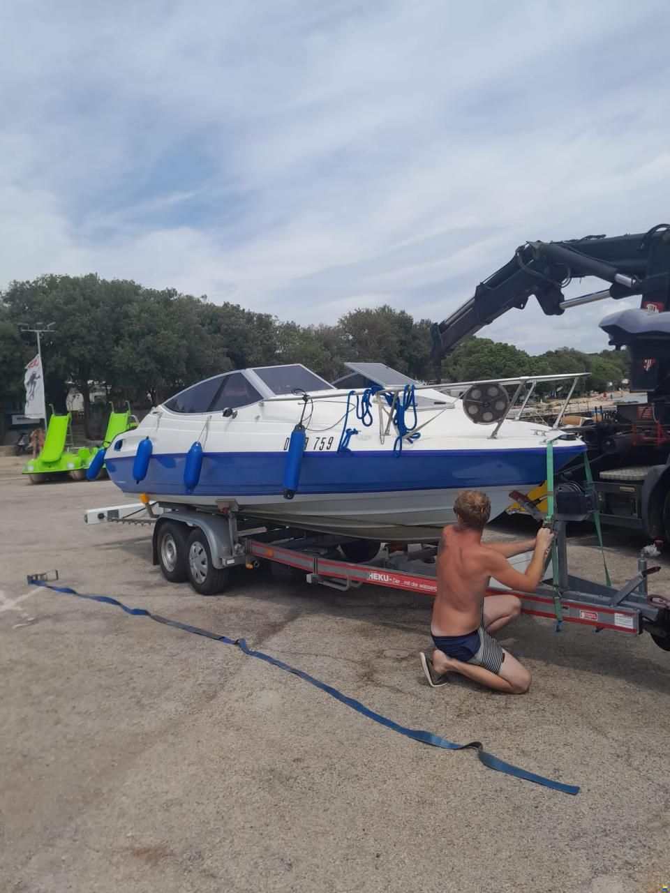 Bayliner 2052
