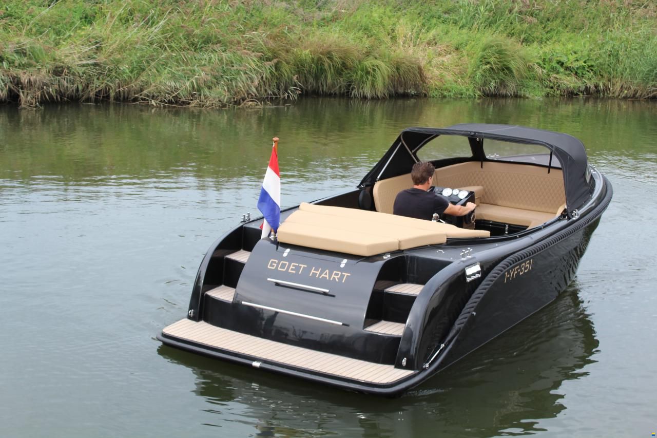 Oud Huijzer 616 Tender Deluxe