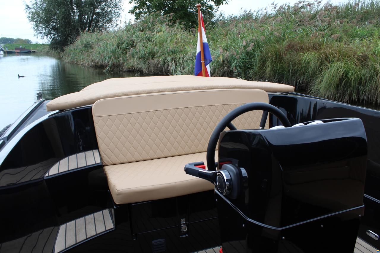 Oud Huijzer 616 Tender Deluxe
