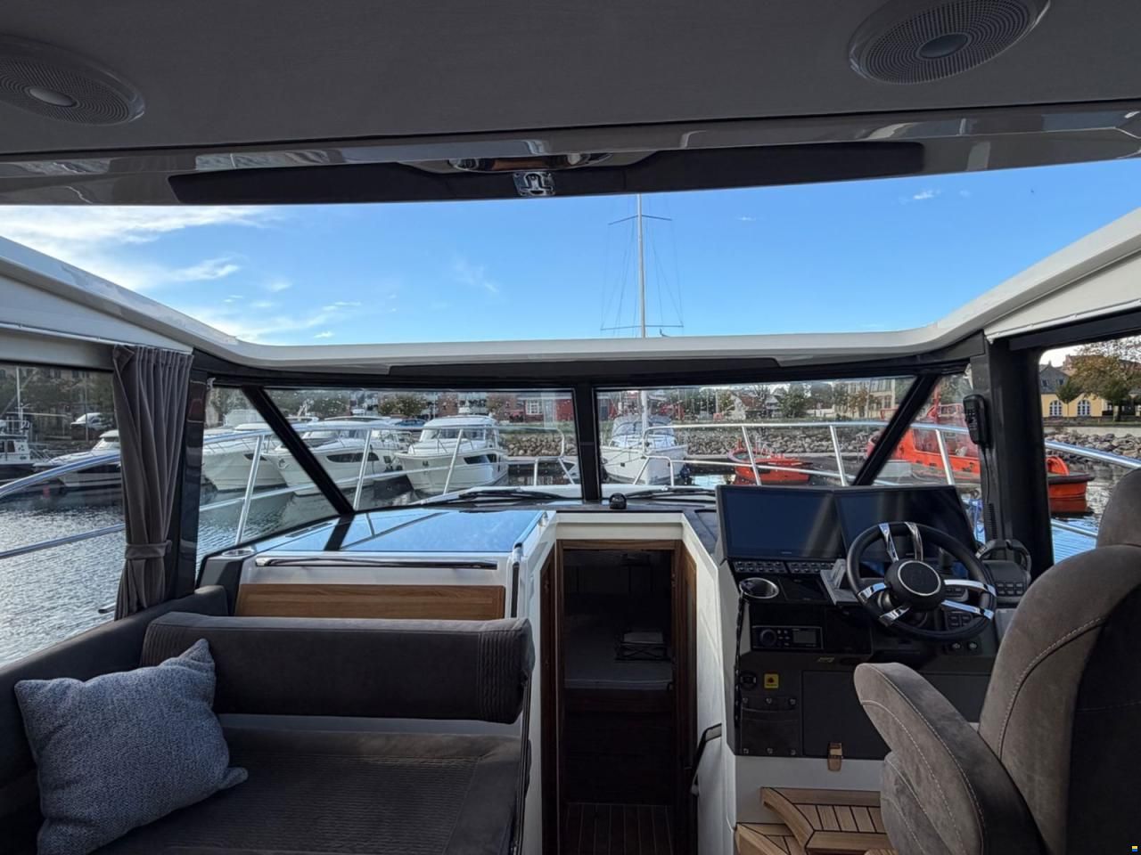 Marex 390