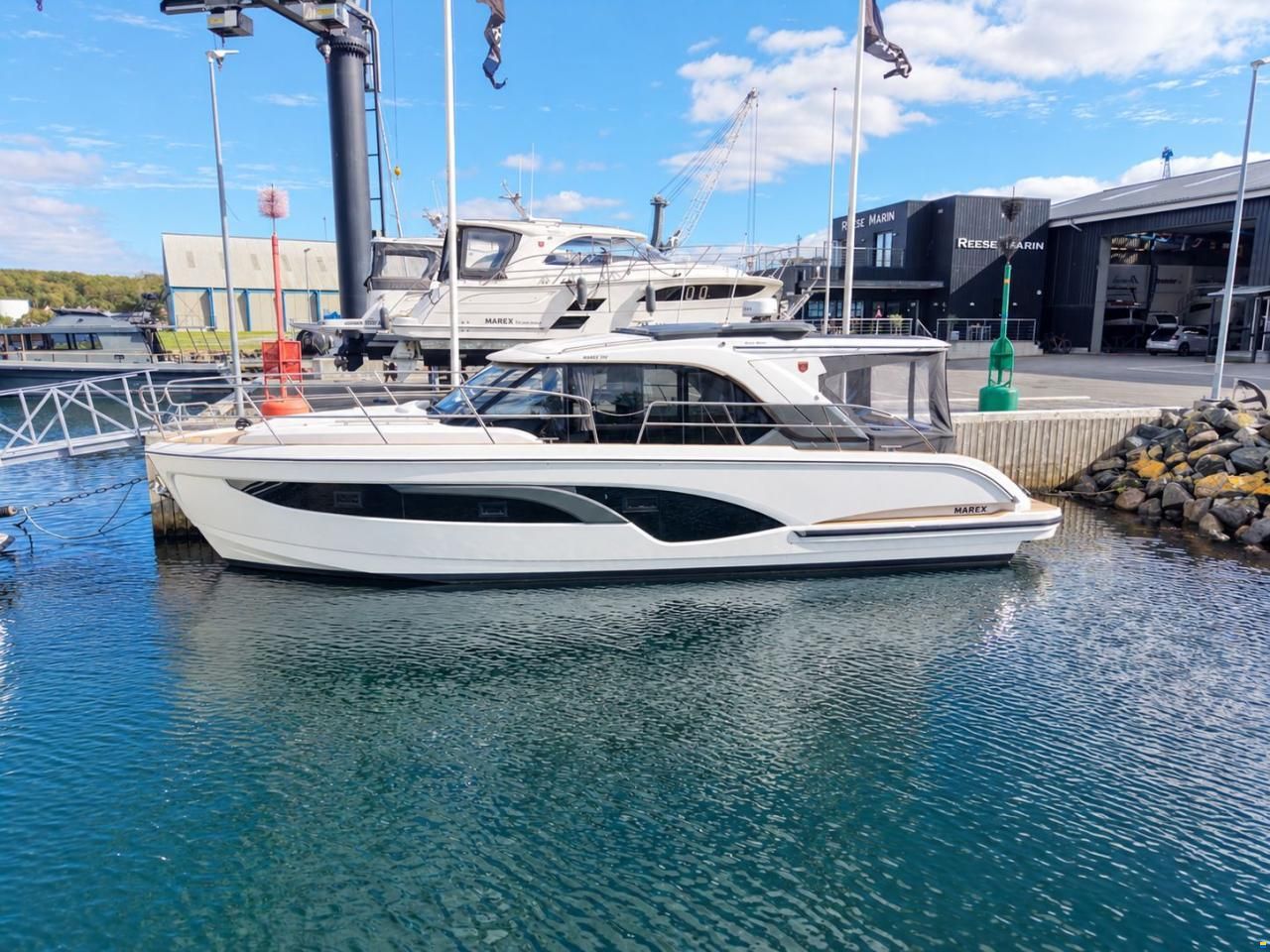 Marex 390