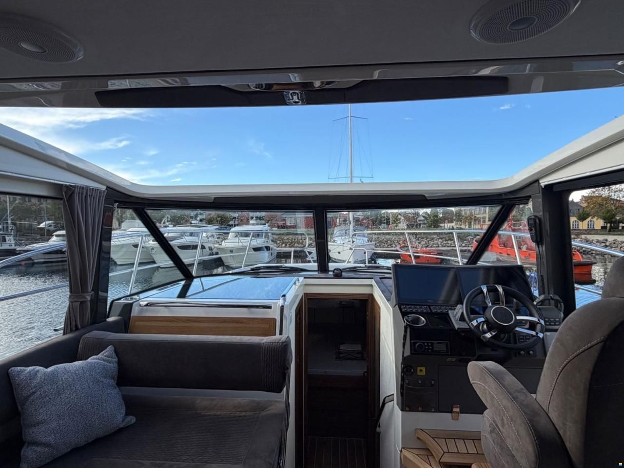 Marex 390