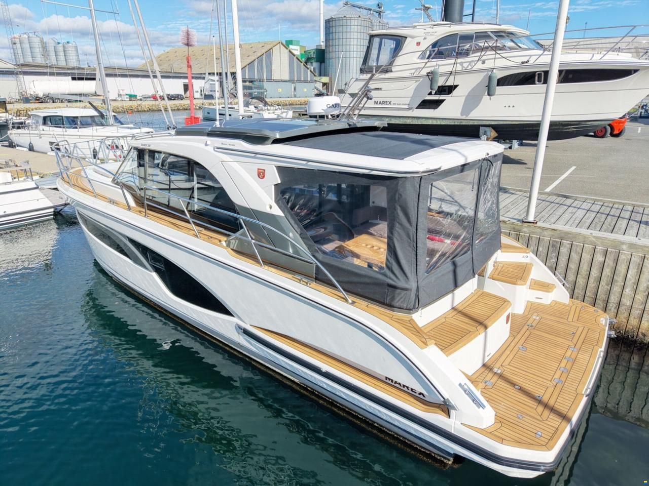 Marex 390