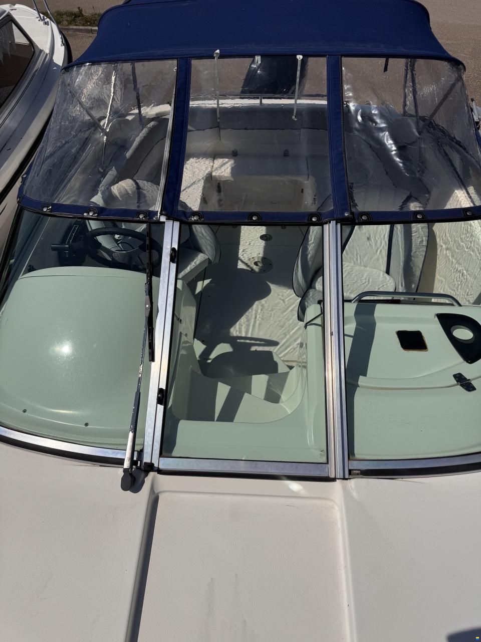 Bella 620 DC &ndash; 2005 Med Mercury 115 HK E
