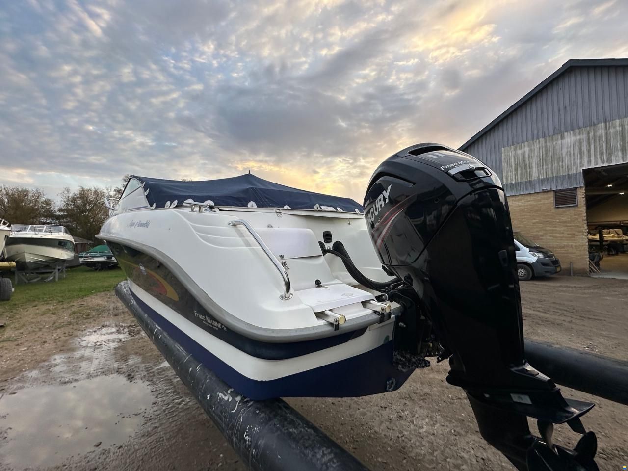 Bella 620 DC &ndash; 2005 Med Mercury 115 HK E